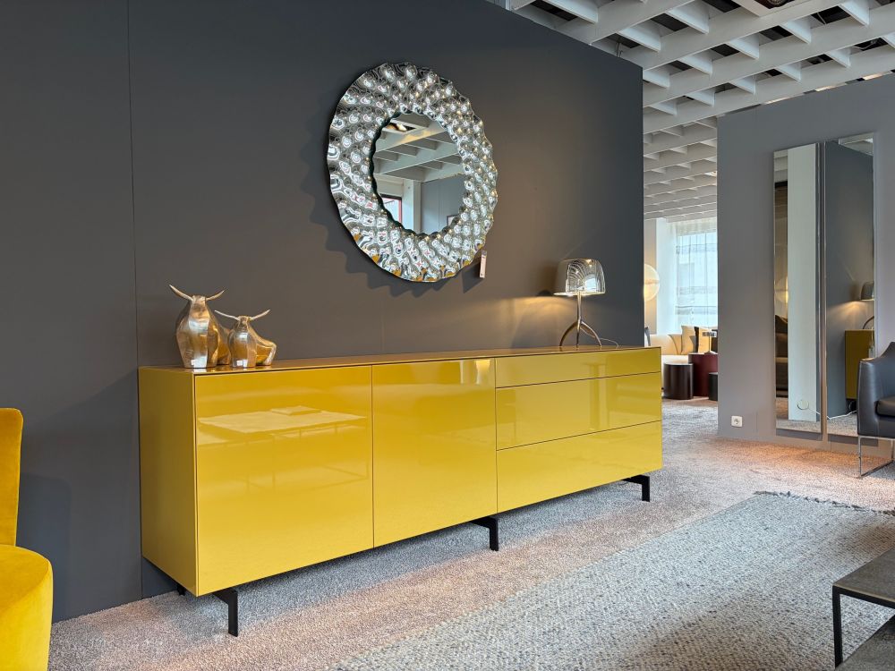 Piure Sideboard Nex Side auf Fußgestell 