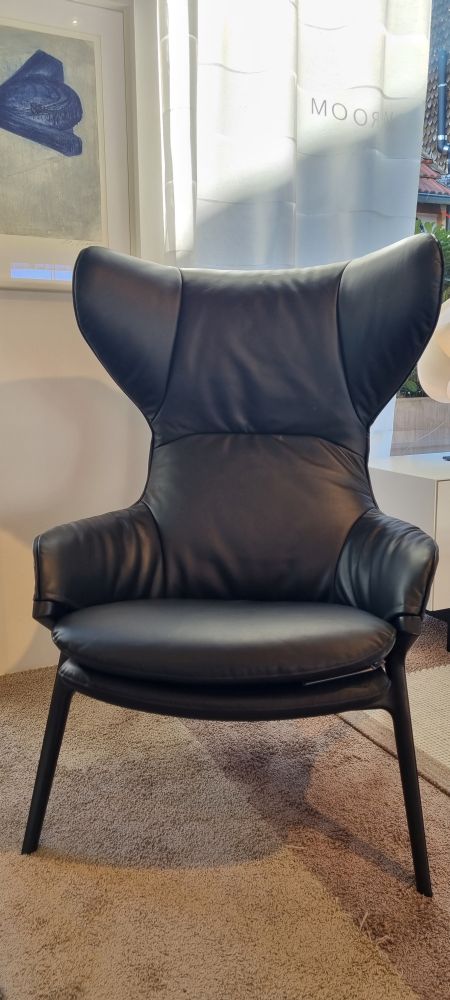 Cassina Sessel P22 + Hocker