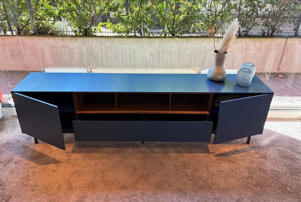 Sideboard Nex Side mit Fußgestell