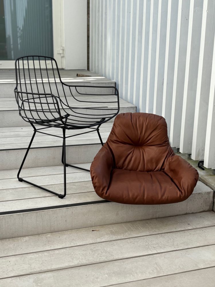 Freifrau Leyasol Armchair High