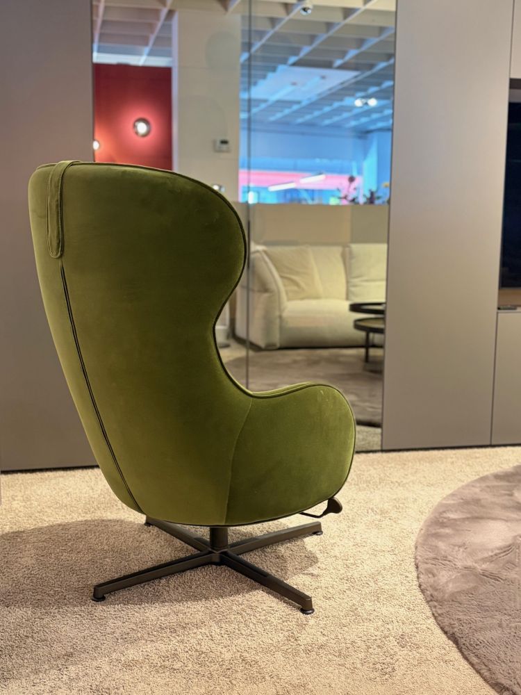 Wittmann Sessel Tuya inkl. Hocker