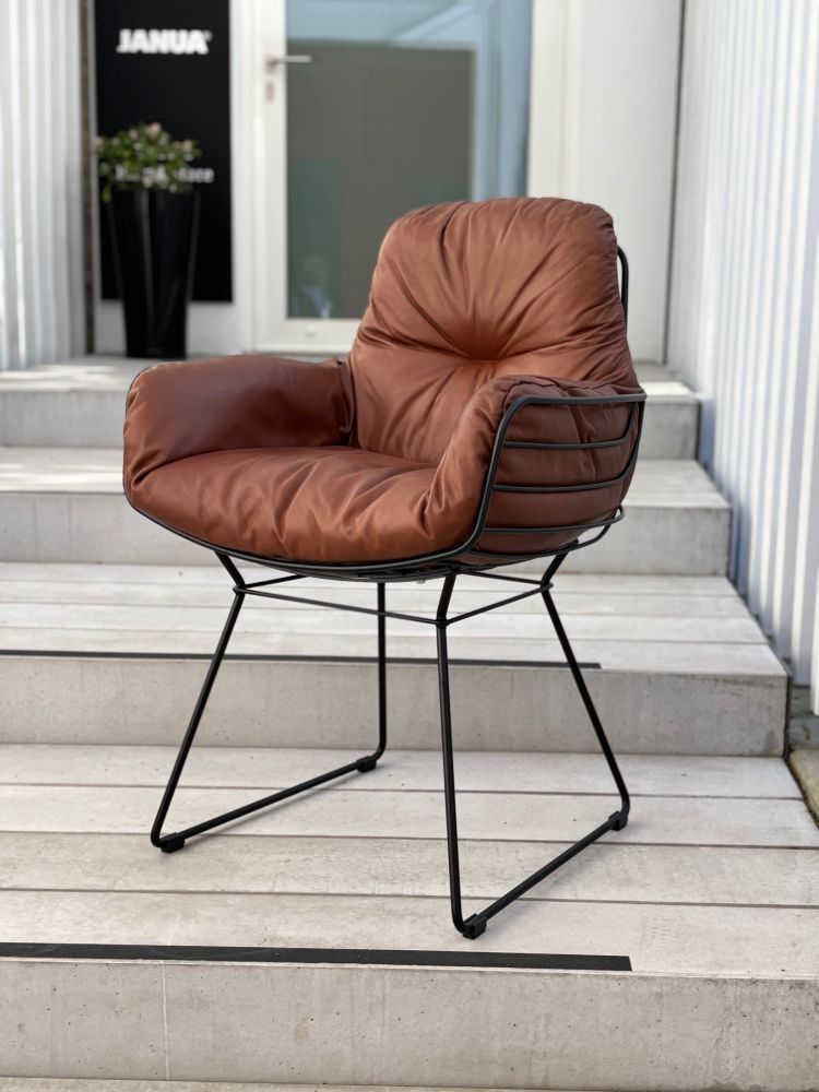 Freifrau Leyasol Armchair High