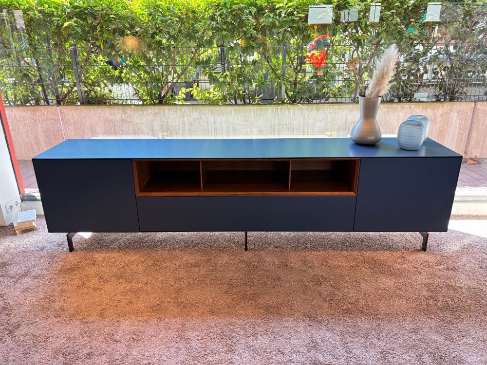 Sideboard Nex Side mit Fußgestell