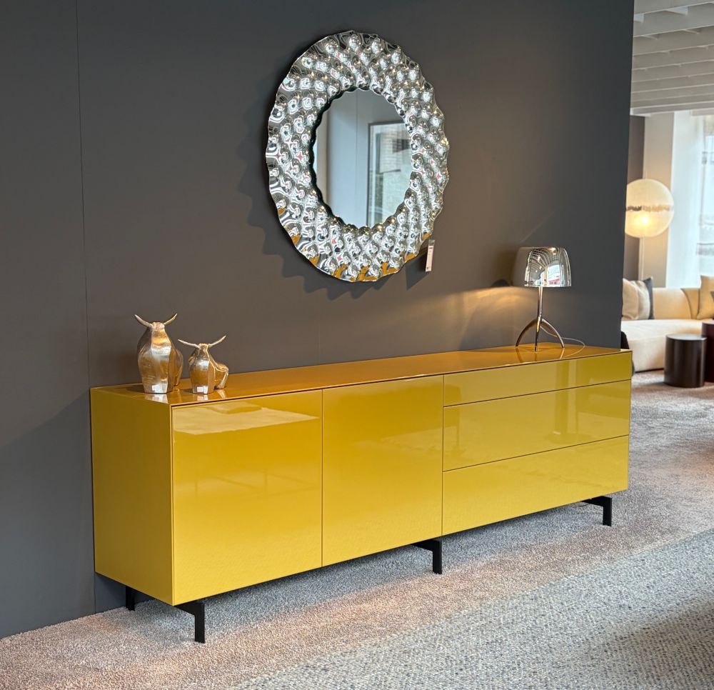 Piure Sideboard Nex Side auf Fußgestell 