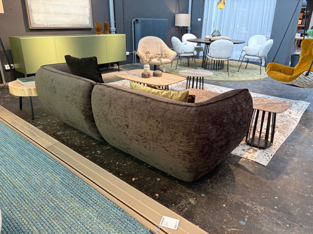 Freifrau Sofa Mia mit Recamiere