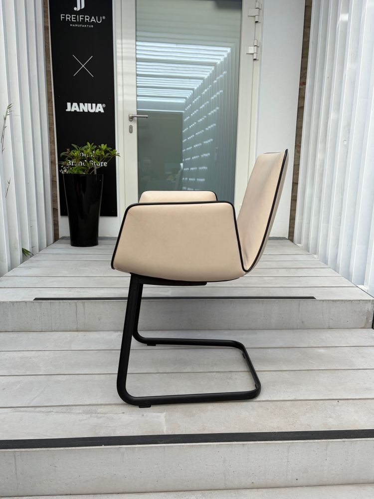 Einzelstuhl Freifrau Amelie Armchair 1.7